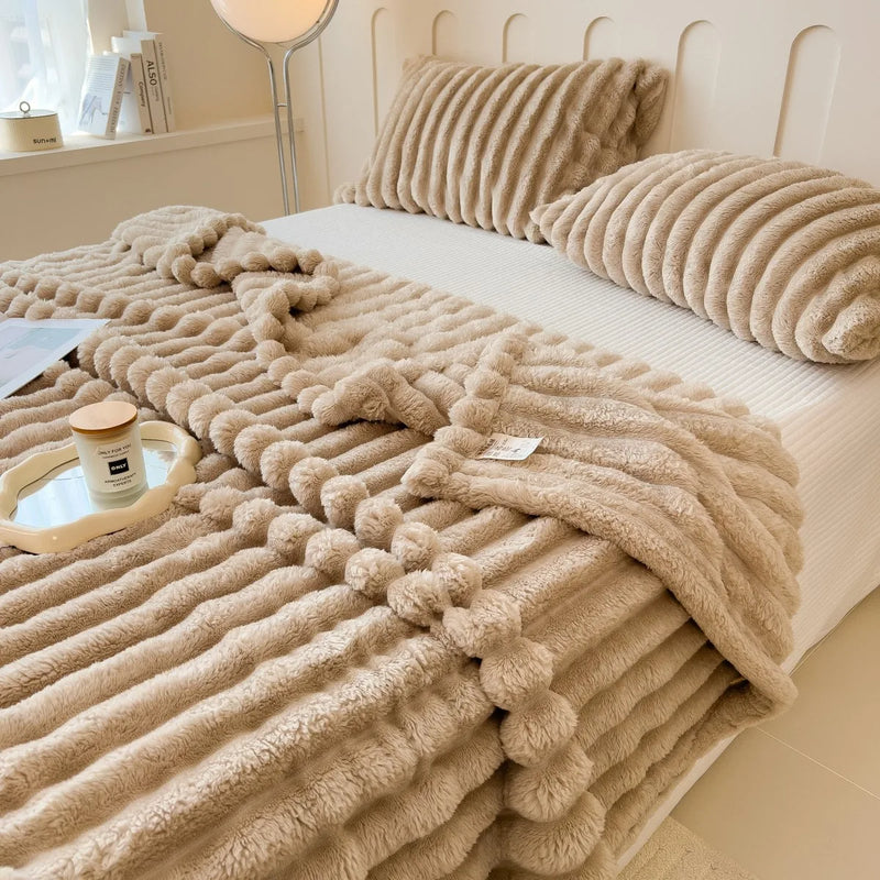 Manta Multifuncional Listrada – Super Conforto para Cama, Sofá, Soneca ou Pet